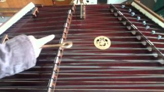 Tuning Tip on hammered dulcimer [upl. by Genie]